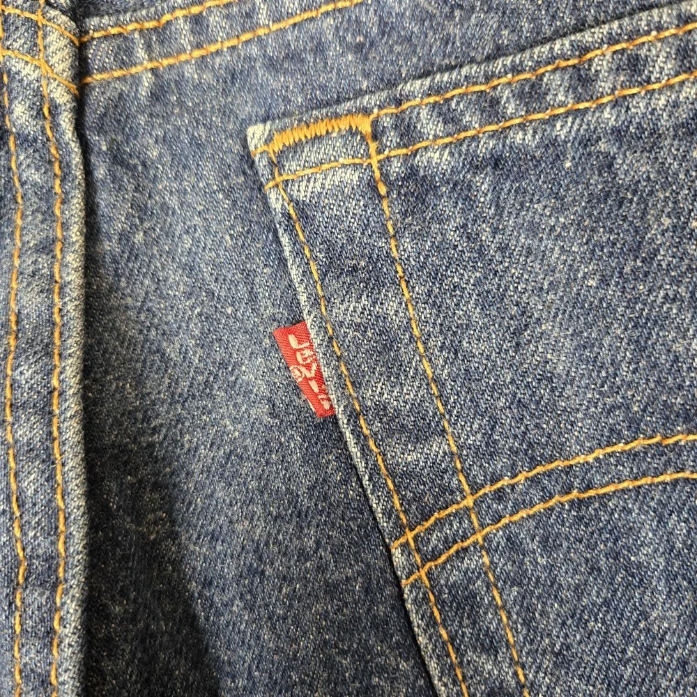 VTG Levis 501 Jeans Mens 38x30 Fits 36x30 Blue Straight Leg Button Fly Made USA